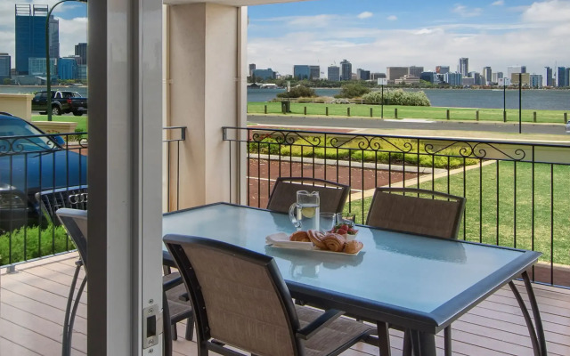 The Peninsula Riverside Serviced Apartments