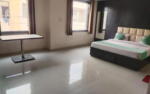 OYO 034 Gandhinagar