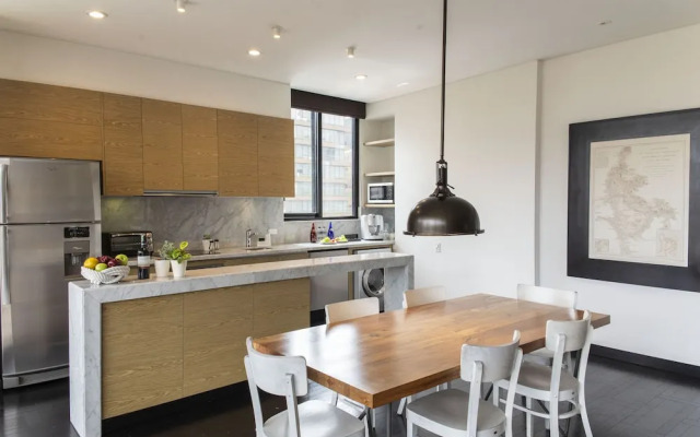 8010 Urban Living Luxury Home Experiences.