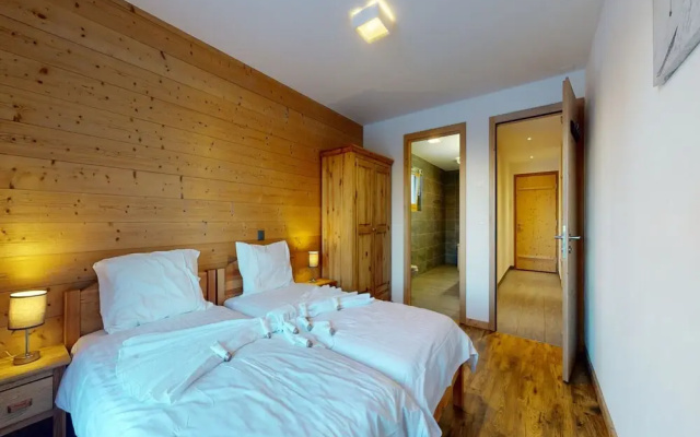 Les Mayens MB 001 - Luxury Apartment 8 Pers