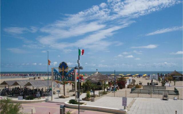 Acquamarina 8