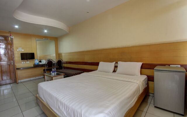 SPOT ON 40409 Hotel Rajsangam International