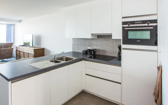 Apartment With Hinterland Views