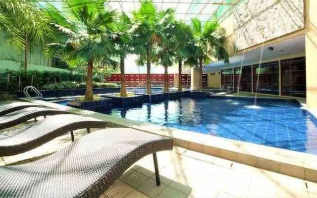 Cozy 1BR Condo in Mandaluyong City With City Skyline View
