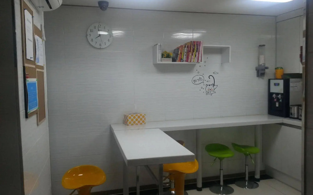 Tomo Residence