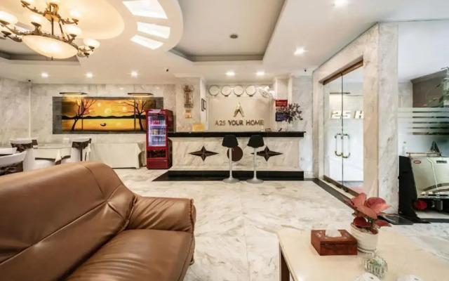 A25 Hotel - 221 Bach Mai