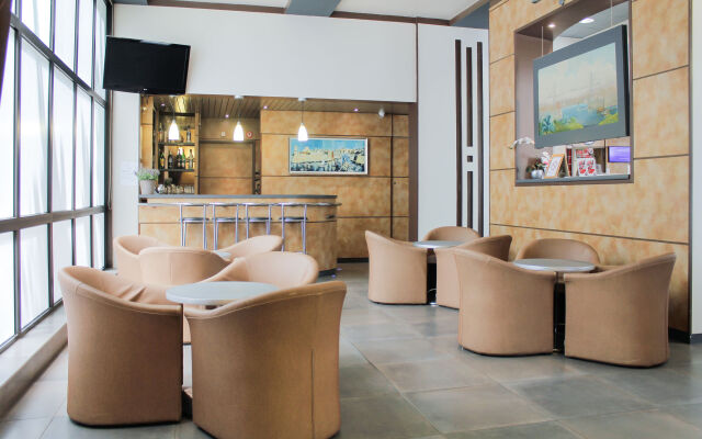 greet hotel Marseille Parc Chanot Velodrome