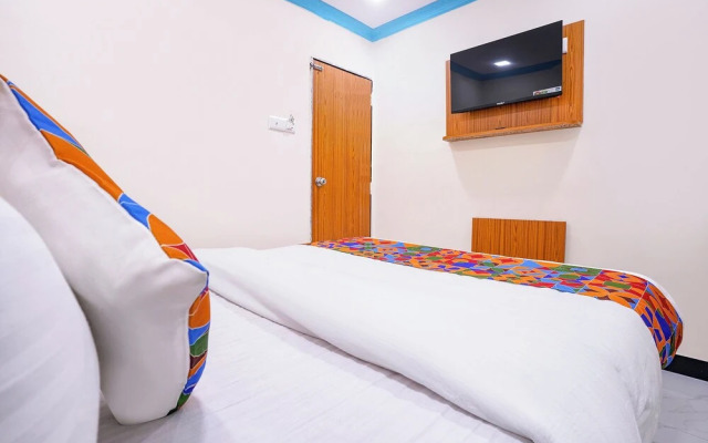 Fabexpress Raj Palace