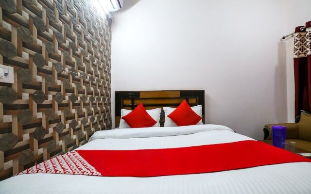 Hotel Kalindi by OYO Rooms