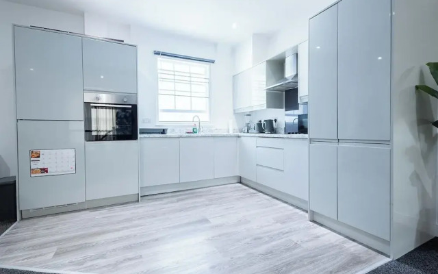 Sunrise Haven in Kent 2 bed Apartment Sleeps 7