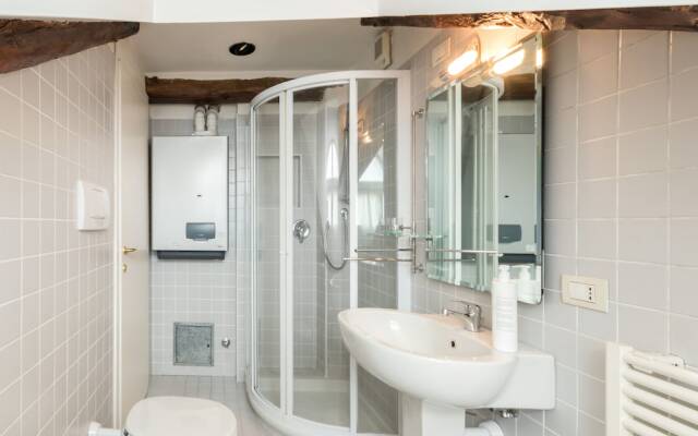 La Mansarda Di Piazza Solferino By Wonderful Italy