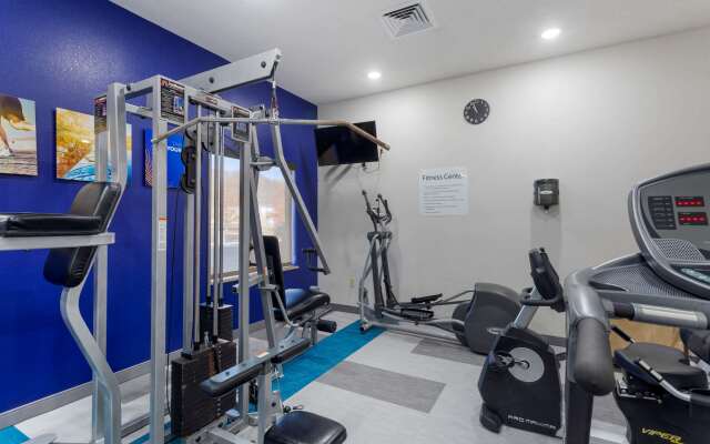 Comfort Inn & Suites Cave City