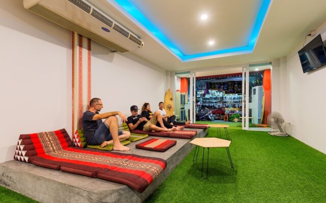 Popeyes Hostel Coffeeshop and Beer Bar