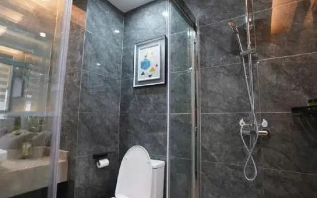 Bali Hotel Maoming