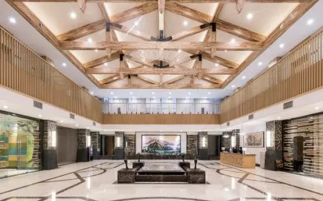 Arcadia International Hotel
