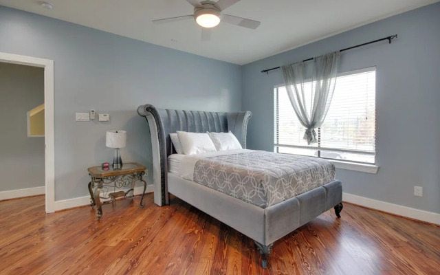 Spacious Eado Getaway < 1 Mi to Toyota Center!