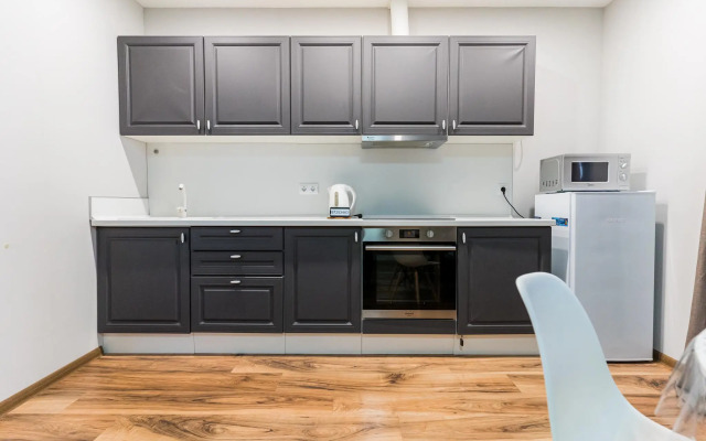 LetoApart on Tamanskaya street 121 building 14