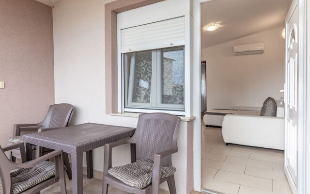 Waterfront Apartment in Vir with Balcony near Sea Beach