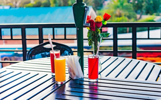 The Okaseni Lodge