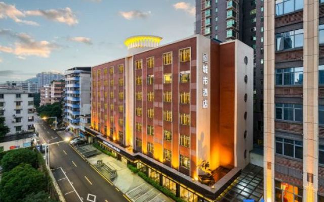 city hotel