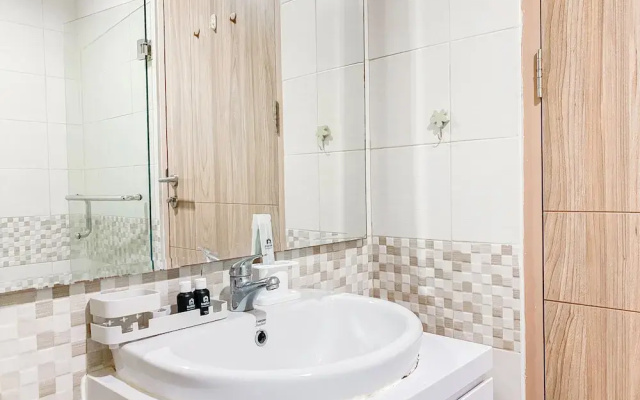 Best Place And Homey 2Br At Tamansari Iswara Apartment
