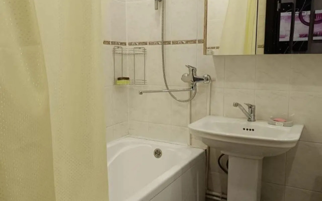 Апартаменты на улице Авиаторов 38