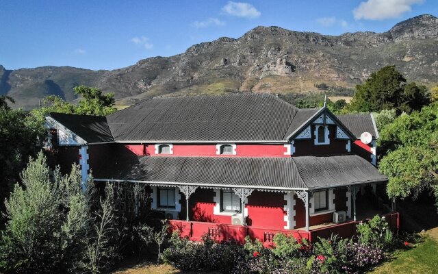 Ruby Rose Country House