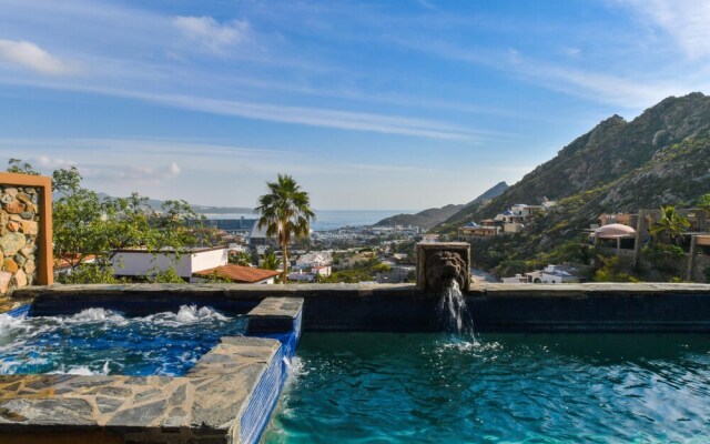 Ocean View 4BR Villa Steps From Cabo: Villa Haydee