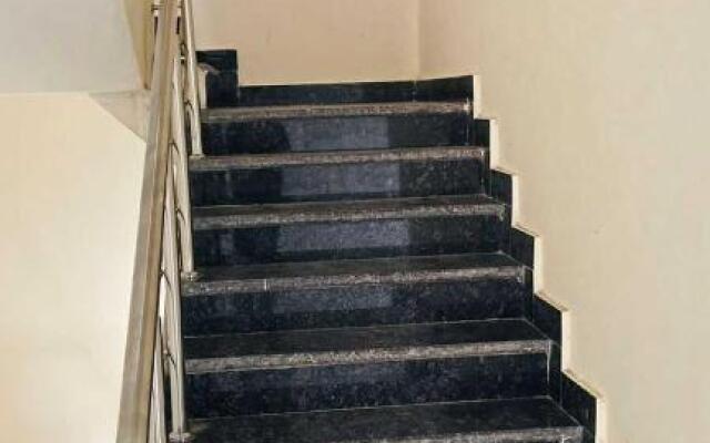 Oyo 92377 Rsk Crown Plaza