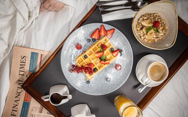 Crowne Plaza Brussels Airport by IHG