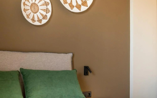 Nicolas Grand Suites - Adults Only
