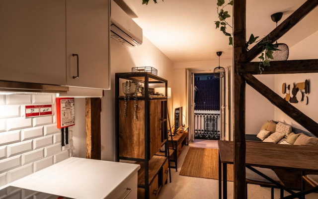 Lovely 2 Bedroom Apartment in the Heart of Lisbon