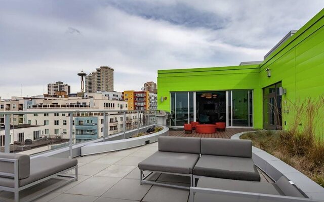 Belltown Waterfront Suites by Barsala