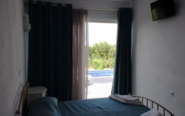 Ariadne House