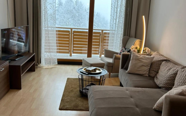 NEW Apartment 120 DONOVALY