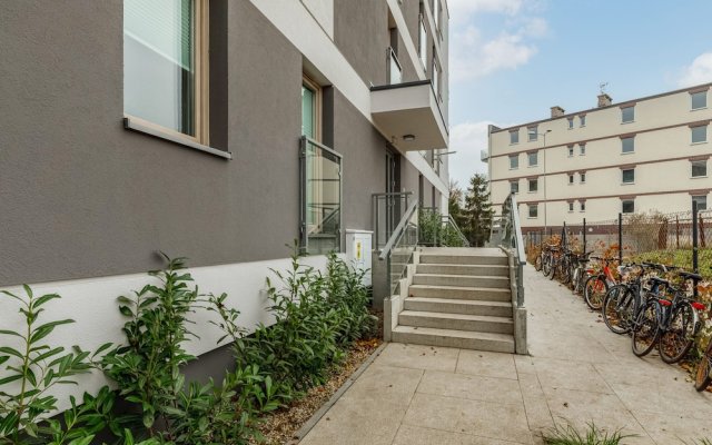 Green Square Apartment by Renters