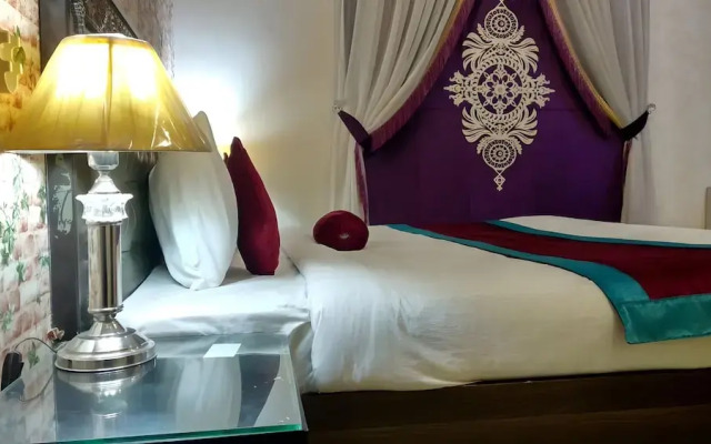 Rose Palace Hotel - Garden Town