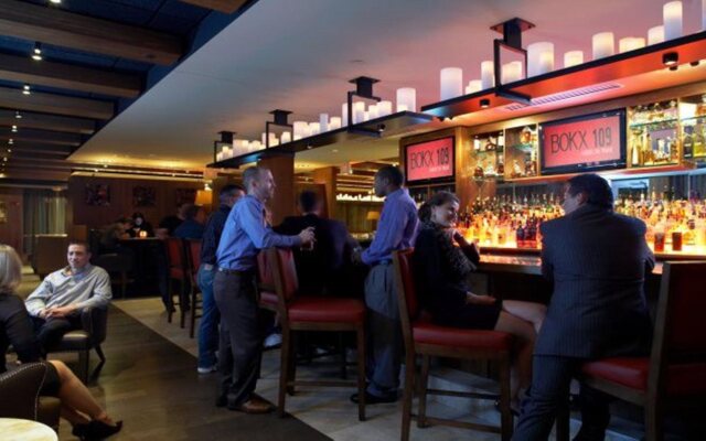 Hotel Indigo Boston - Newton Riverside