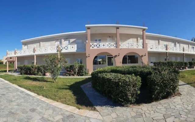Odos Oneiron Tavronitis Bay