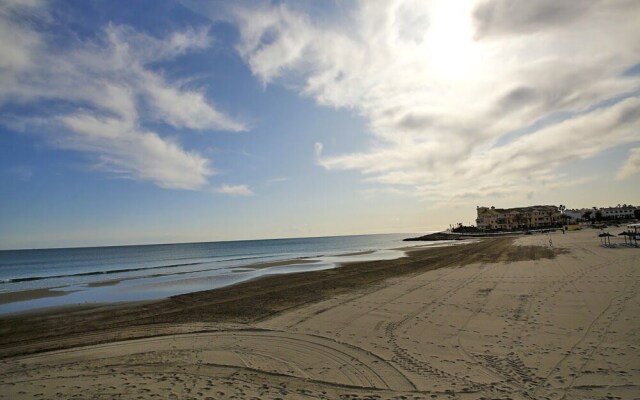 Pepper Street Apartment