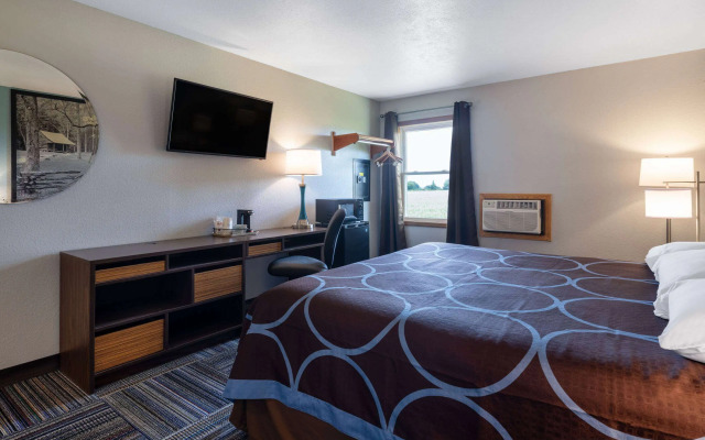 Super 8 by Wyndham Mattoon