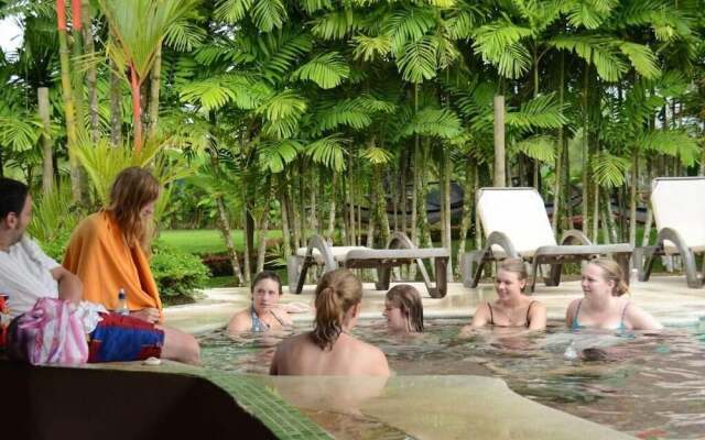 Arenal Backpackers Resort