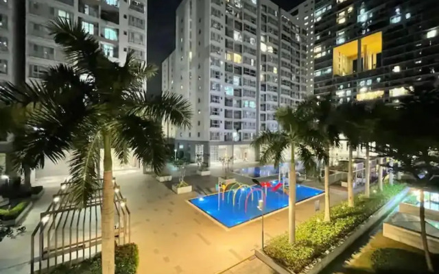 Scenic Valley View Residence