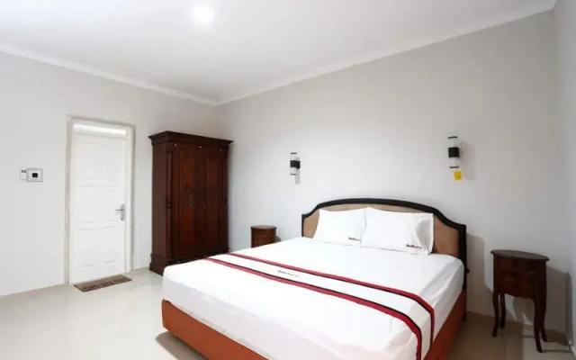 Reddoorz Plus Near Adisucipto Airport 2