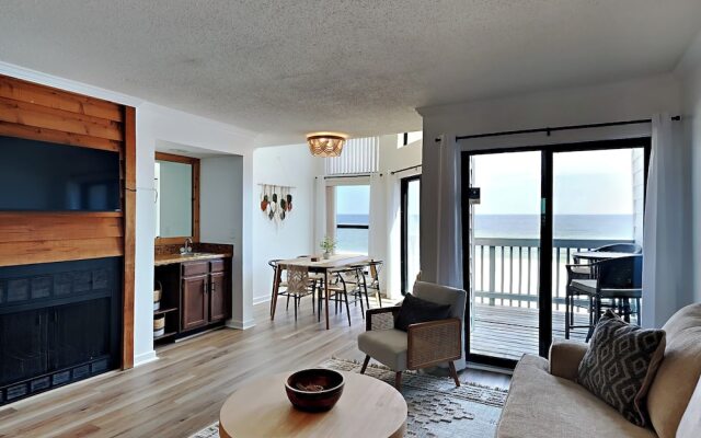 Solana Shores by SVR