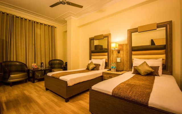The Sun Court  Yatri