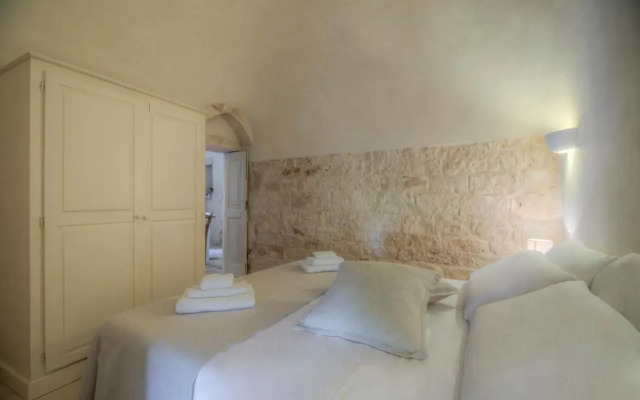 Trulli Capo di Lupo Cisternino by Typney