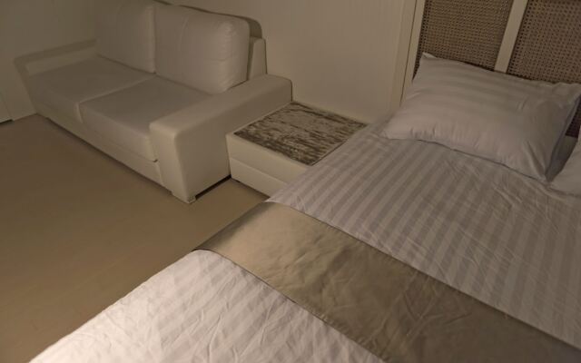 Ivory Central Gangnam