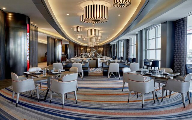 The Daytona, Autograph Collection