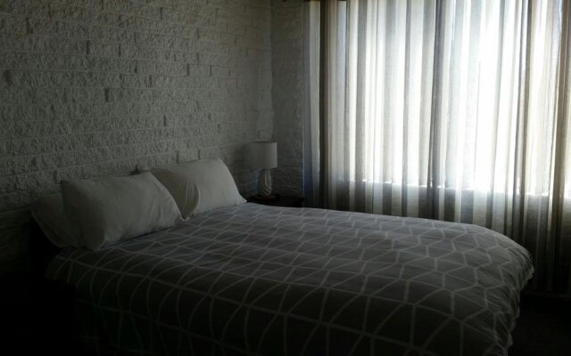 Apollo Holiday Units